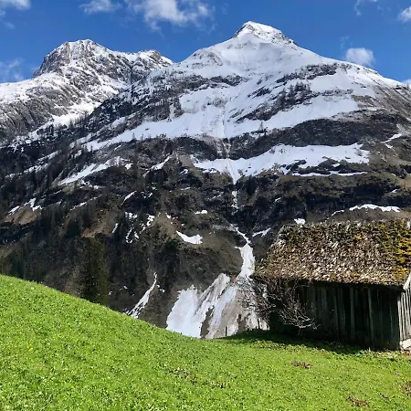 Alma Arlberg Villa *