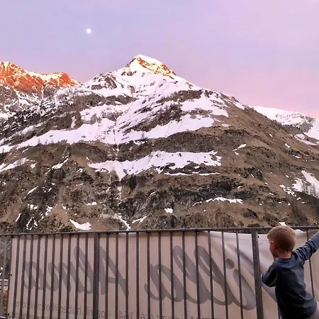 Alma Arlberg Villa *